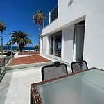 Oasis Club