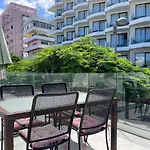 Oasis Club Apartament